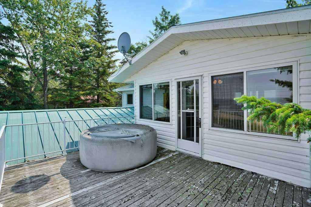 MLS® A2251768 - 34 Beach Street E in NONE Rochon Sands, Residential