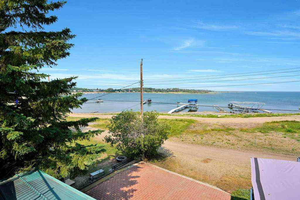 MLS® A2251768 - 34 Beach Street E in NONE Rochon Sands, Residential