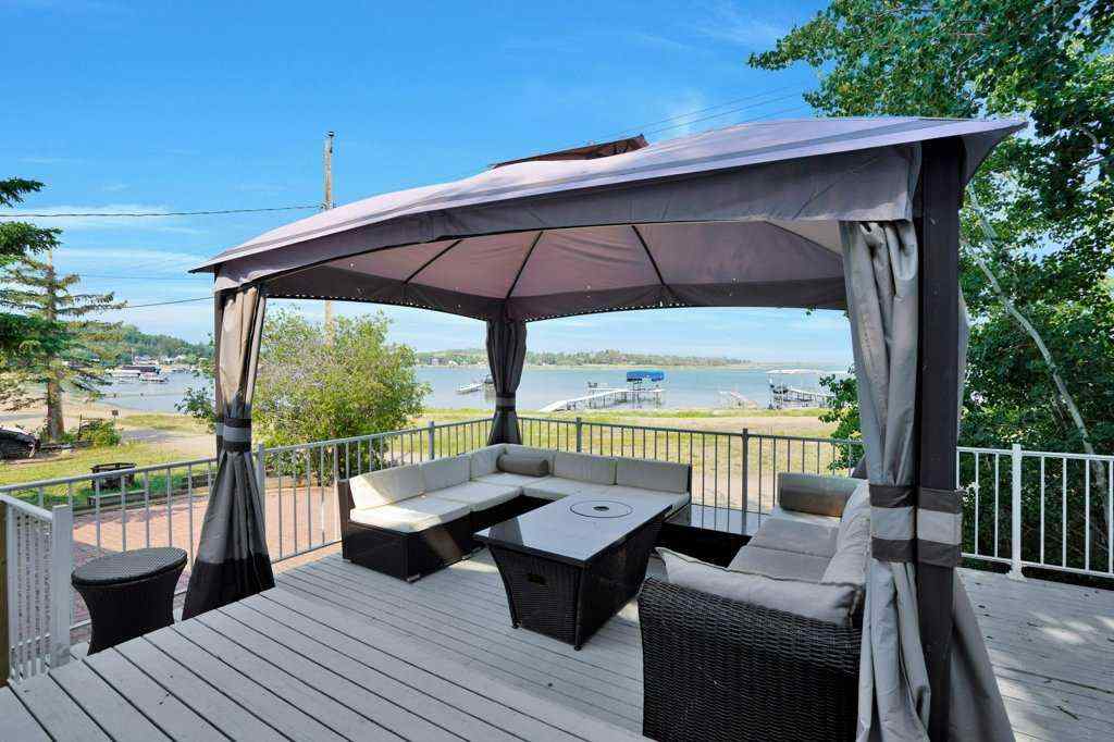 MLS® A2251768 - 34 Beach Street E in NONE Rochon Sands, Residential