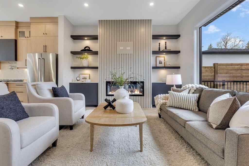 MLS® A2251770 - 42 Collingwood Place NW in Collingwood Calgary, Residential
