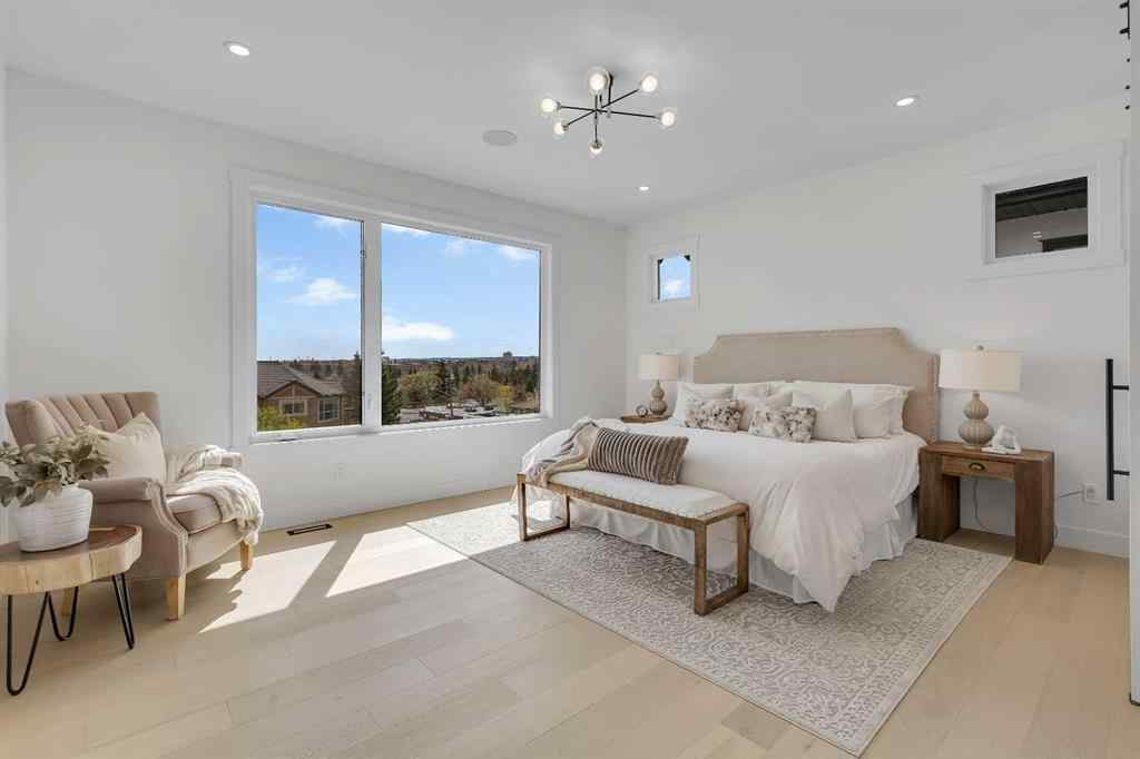 MLS® A2251770 - 42 Collingwood Place NW in Collingwood Calgary, Residential