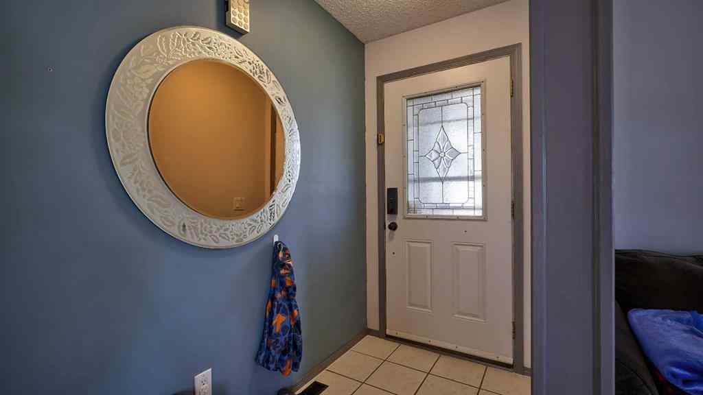 MLS® A2251771 - 88 Summerfield Close SW in Summerhill Airdrie, Residential