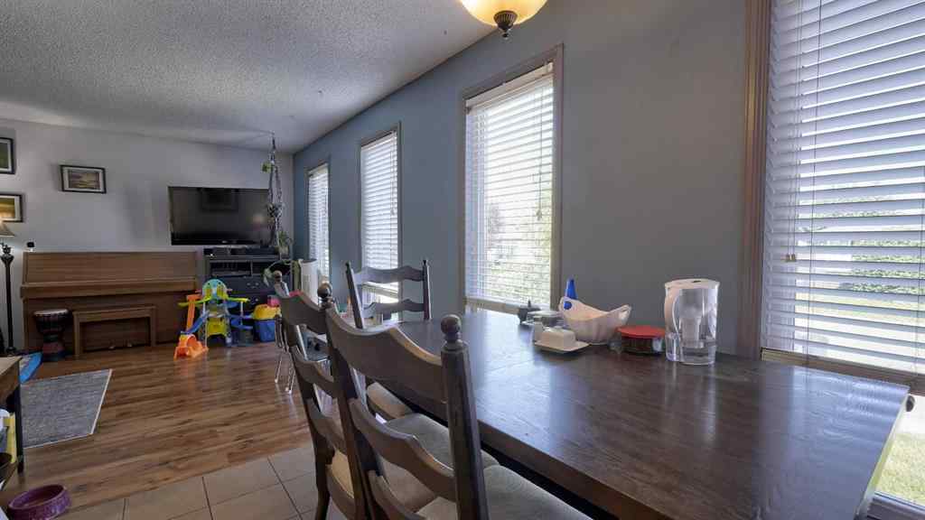 MLS® A2251771 - 88 Summerfield Close SW in Summerhill Airdrie, Residential
