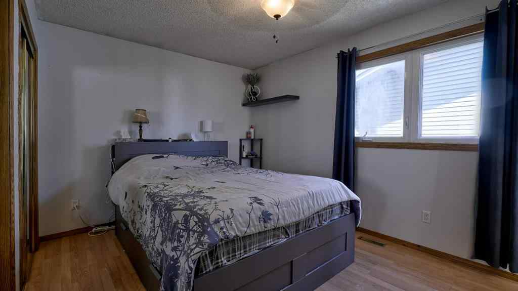 MLS® A2251771 - 88 Summerfield Close SW in Summerhill Airdrie, Residential