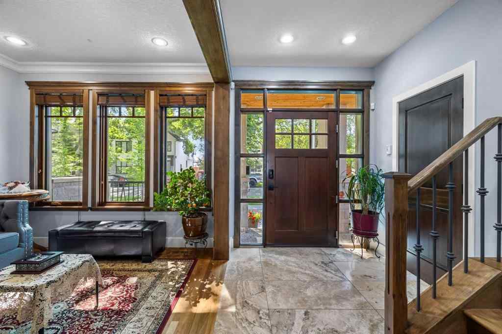MLS® A2251775 - 120 7 Avenue NE in Crescent Heights Calgary, Residential