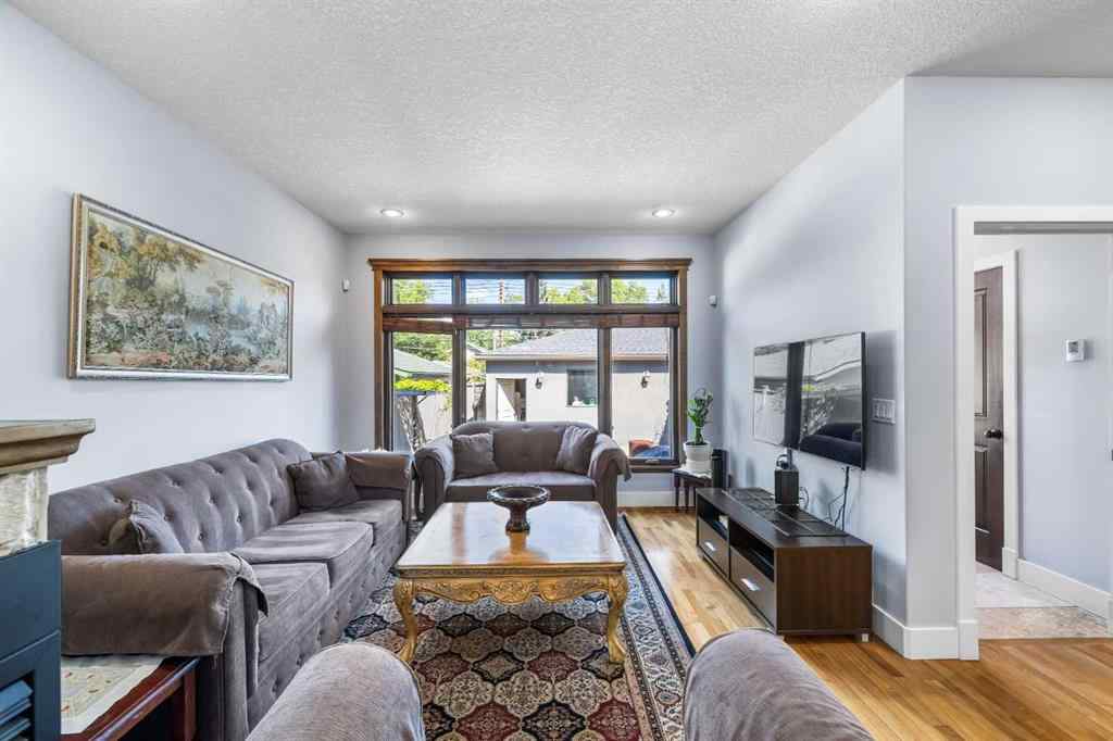 MLS® A2251775 - 120 7 Avenue NE in Crescent Heights Calgary, Residential
