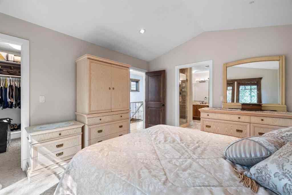 MLS® A2251775 - 120 7 Avenue NE in Crescent Heights Calgary, Residential