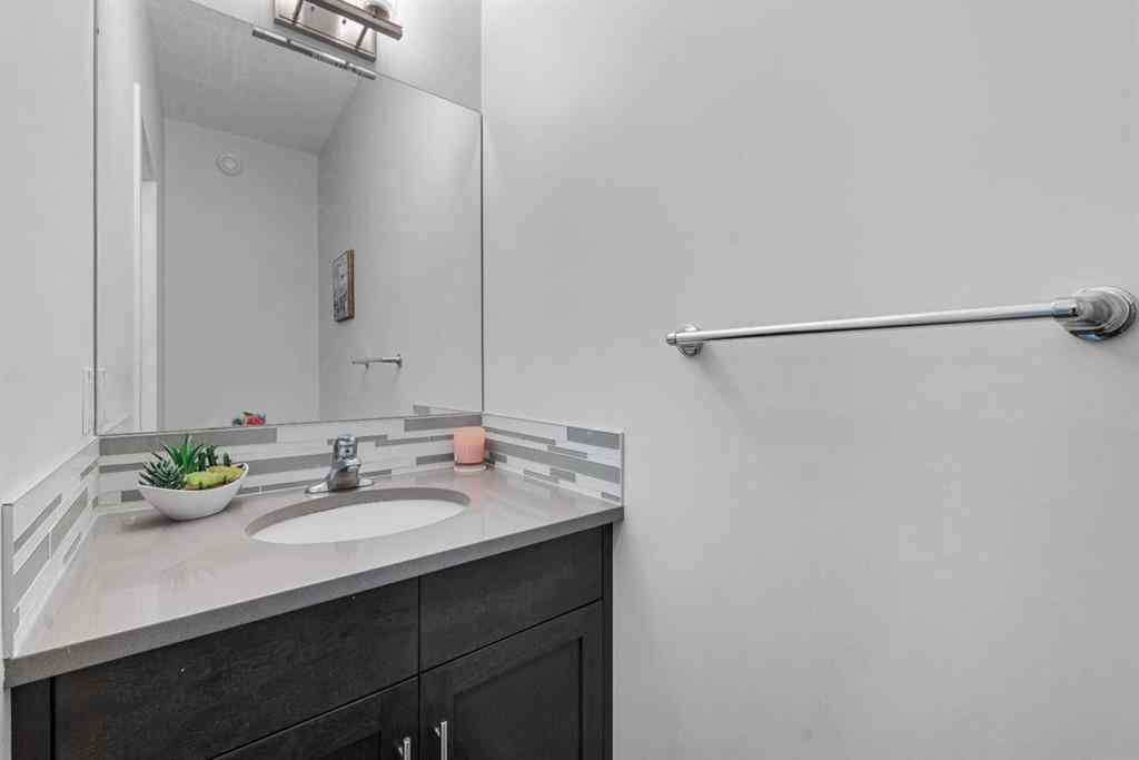 MLS® A2251781 - 220 Walgrove Heath SE in Walden Calgary, Residential