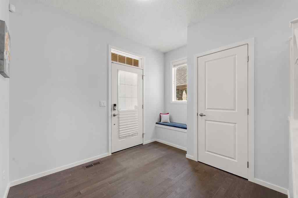 MLS® A2251781 - 220 Walgrove Heath SE in Walden Calgary, Residential