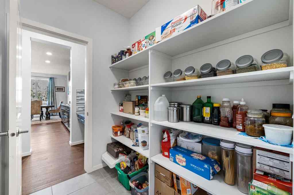 MLS® A2251781 - 220 Walgrove Heath SE in Walden Calgary, Residential