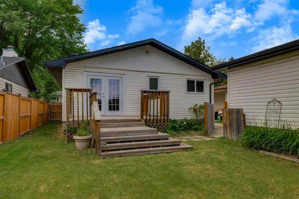 MLS® A2251782 - 534 Cantrell Drive SW in Canyon Meadows Calgary, Residential