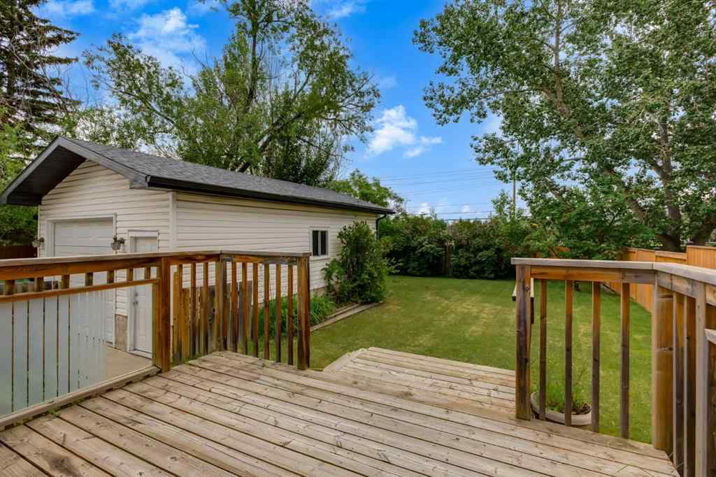 MLS® A2251782 - 534 Cantrell Drive SW in Canyon Meadows Calgary, Residential