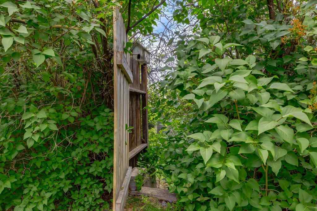 MLS® A2251782 - 534 Cantrell Drive SW in Canyon Meadows Calgary, Residential