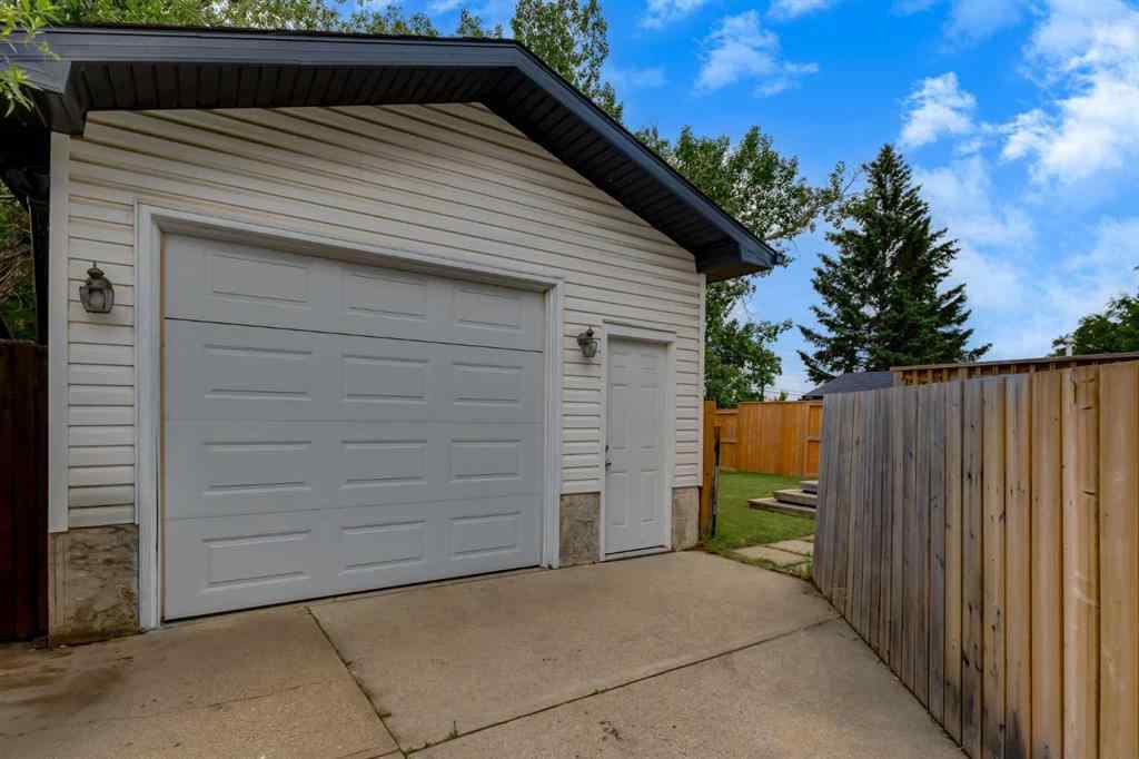 MLS® A2251782 - 534 Cantrell Drive SW in Canyon Meadows Calgary, Residential