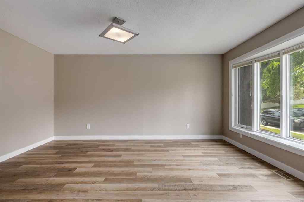 MLS® A2251782 - 534 Cantrell Drive SW in Canyon Meadows Calgary, Residential