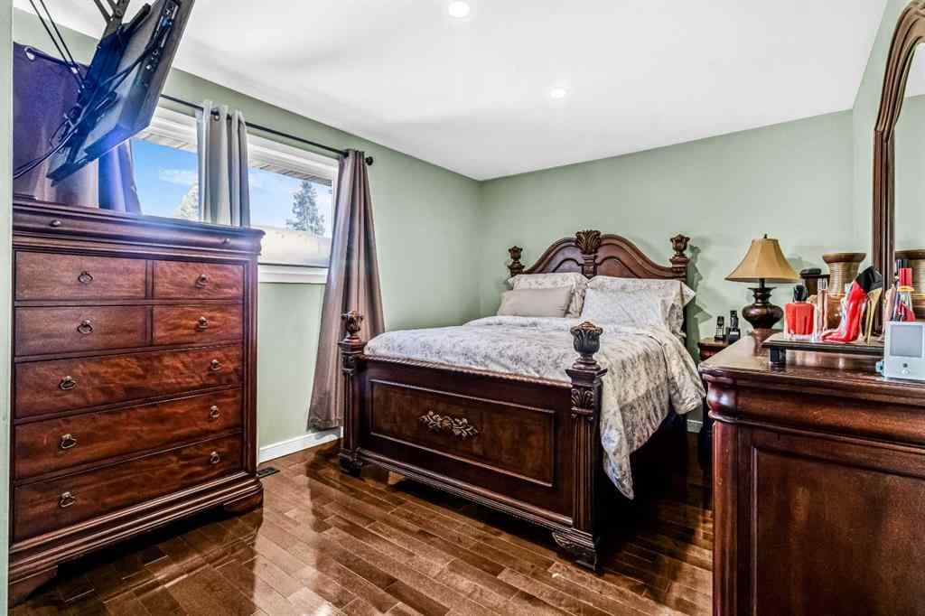MLS® A2251784 - 4728 Rundlehorn Drive NE in Rundle Calgary, Residential