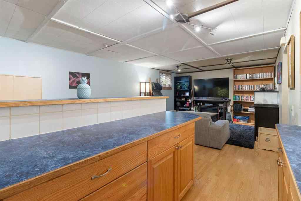 MLS® A2251790 - 4147 Maryvale Drive NE in Marlborough Calgary, Residential