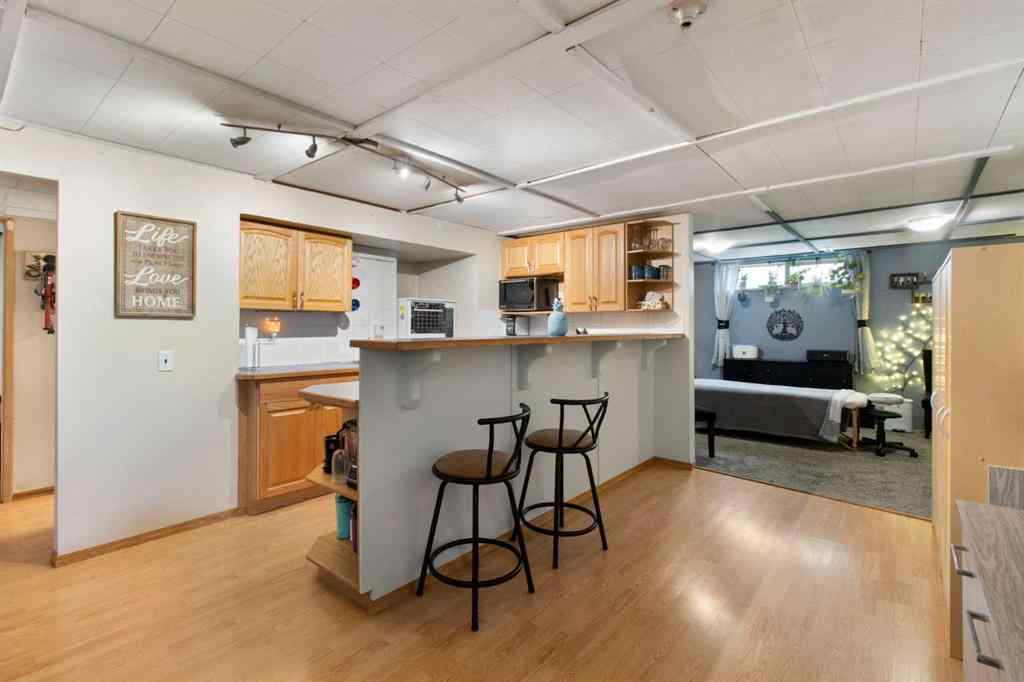 MLS® A2251790 - 4147 Maryvale Drive NE in Marlborough Calgary, Residential