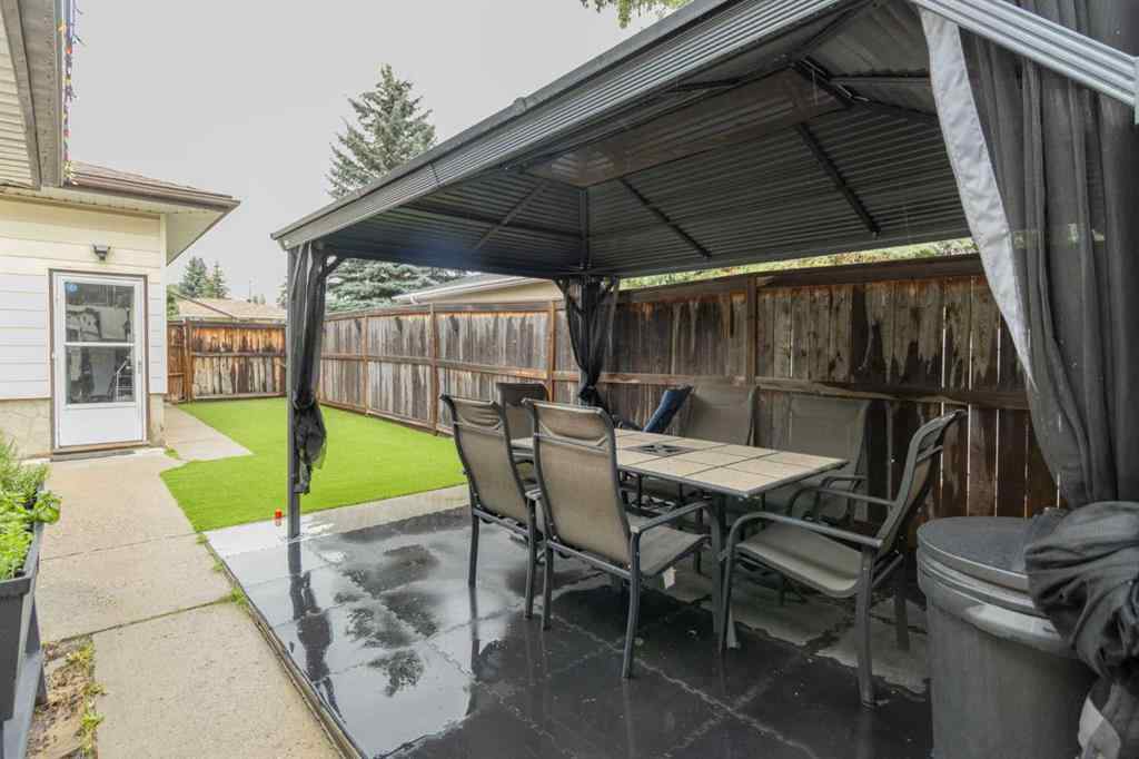 MLS® A2251790 - 4147 Maryvale Drive NE in Marlborough Calgary, Residential