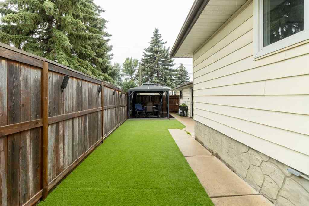 MLS® A2251790 - 4147 Maryvale Drive NE in Marlborough Calgary, Residential