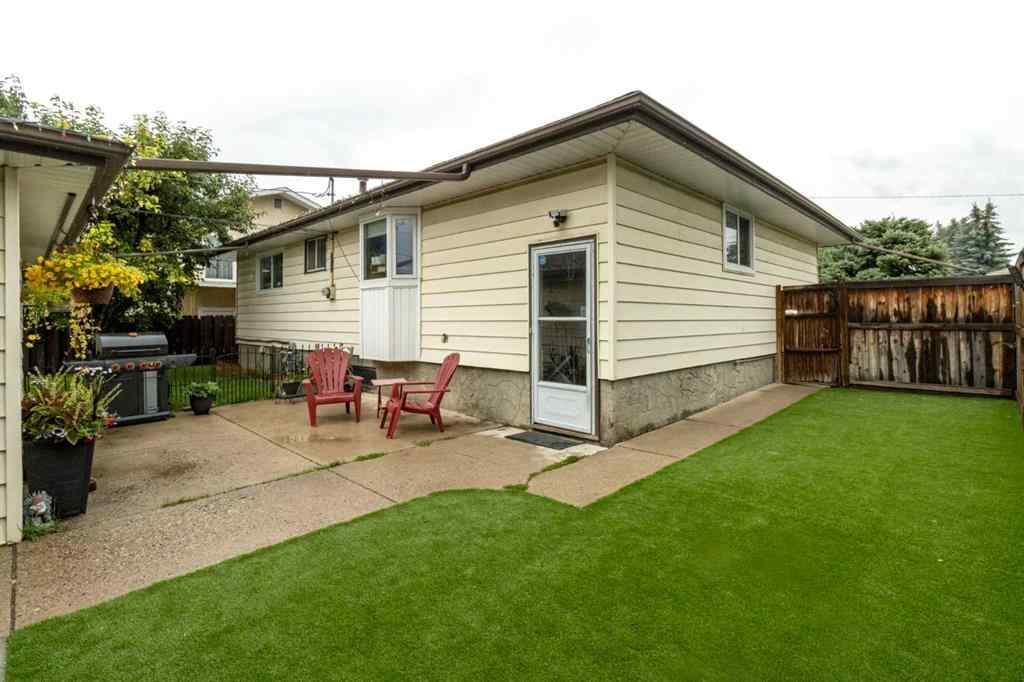 MLS® A2251790 - 4147 Maryvale Drive NE in Marlborough Calgary, Residential