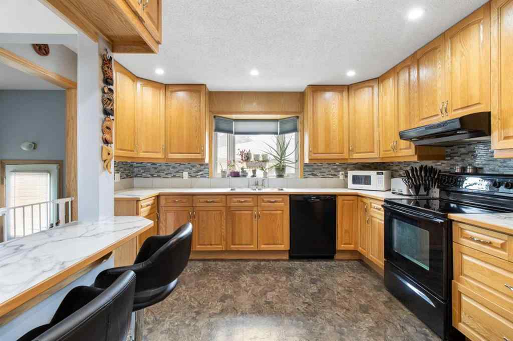 MLS® A2251790 - 4147 Maryvale Drive NE in Marlborough Calgary, Residential
