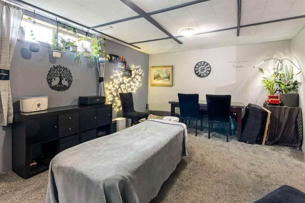 MLS® A2251790 - 4147 Maryvale Drive NE in Marlborough Calgary, Residential