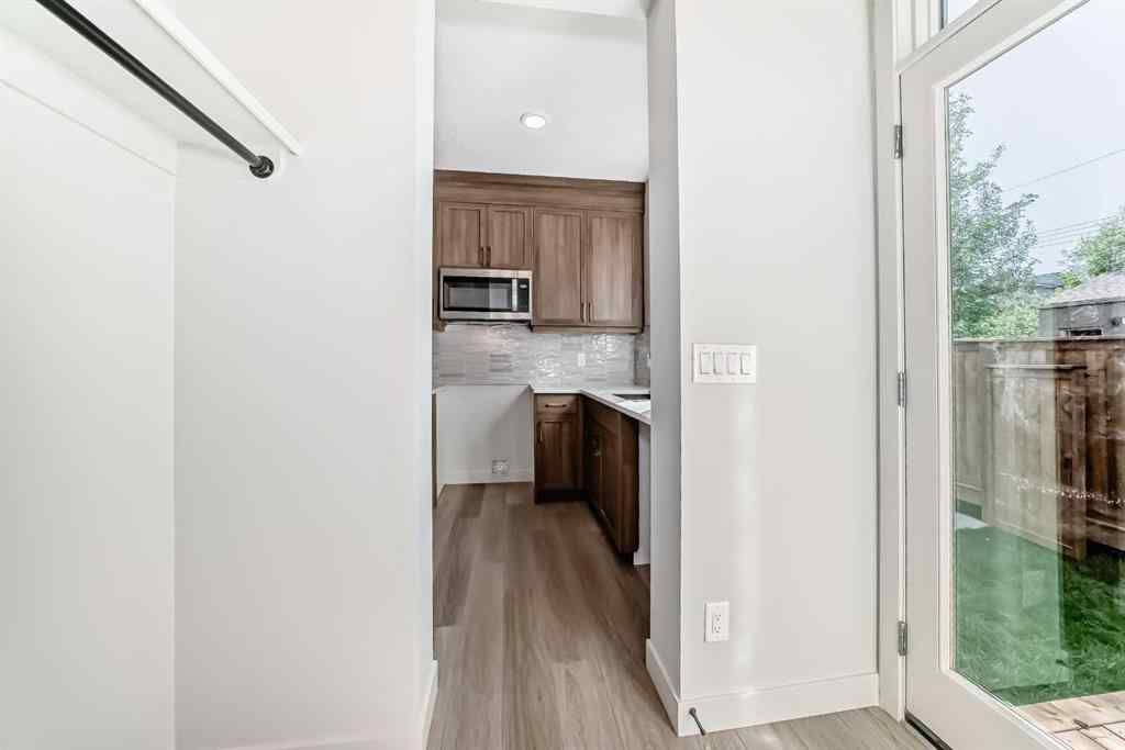 MLS® A2251796 - 643 53 Avenue SW in Windsor Park Calgary, Residential