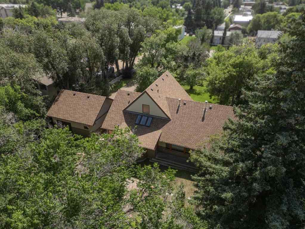 MLS® A2251801 - 1024 Cassils Road W in West End Brooks, Residential