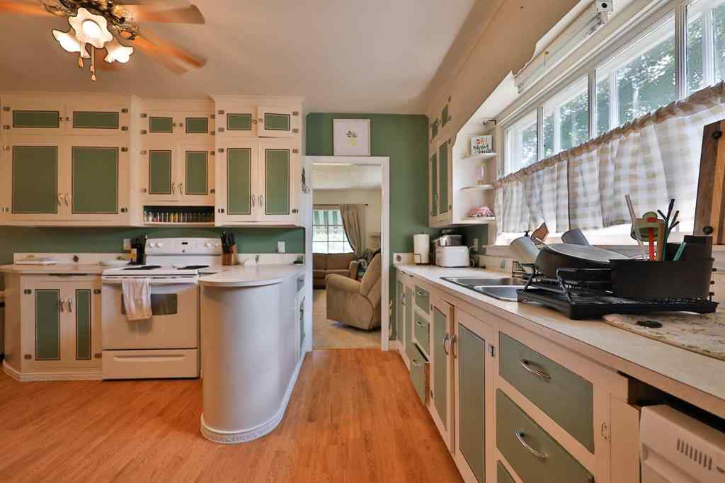 MLS® A2251803 - 38 Broadway S   in NONE Raymond, Residential