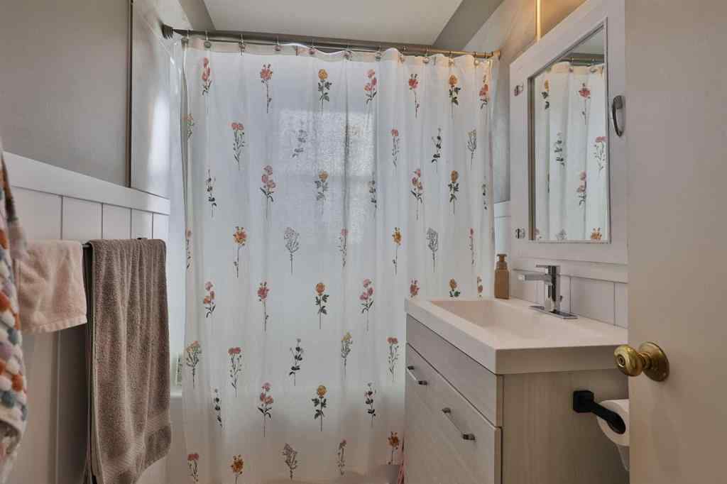 MLS® A2251803 - 38 Broadway S   in NONE Raymond, Residential