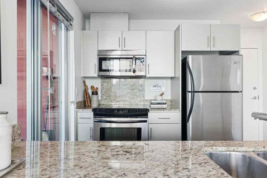 MLS® A2251808 - Unit #402 135 13 Avenue SW in Beltline Calgary, Residential