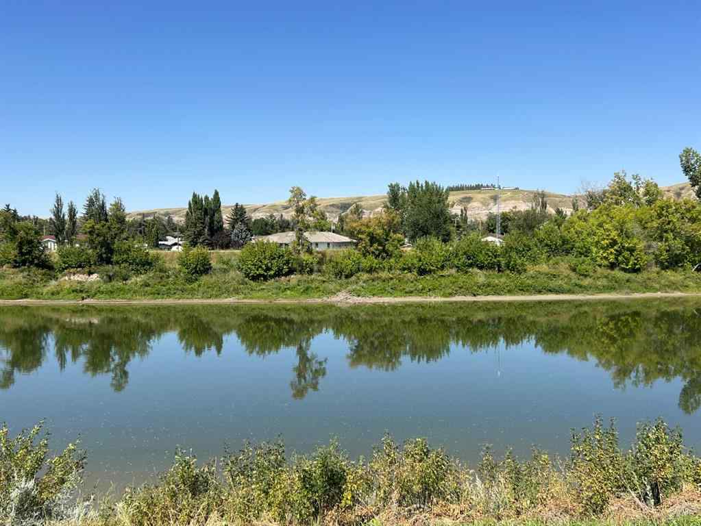 MLS® A2251810 - 1408 Newcastle Trail  in Newcastle Drumheller, Residential