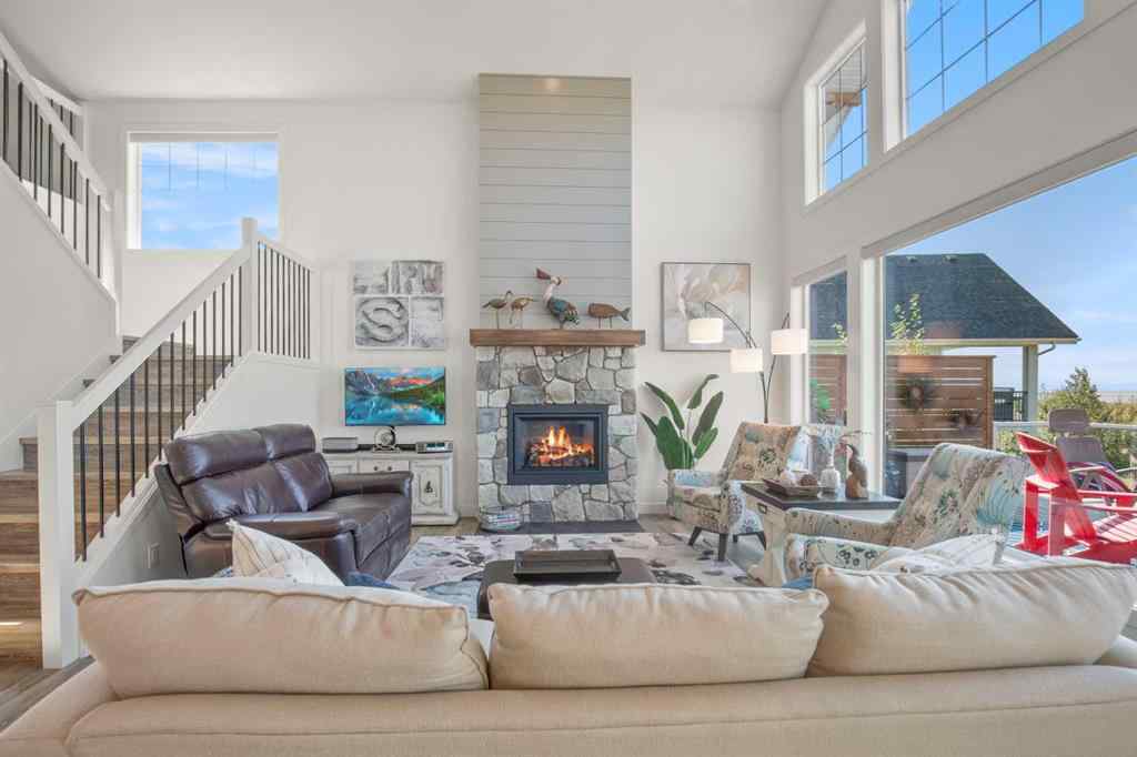 MLS® A2251813 - 705 Bridgeview Road  in Meridian Beach Rural Ponoka County, Residential
