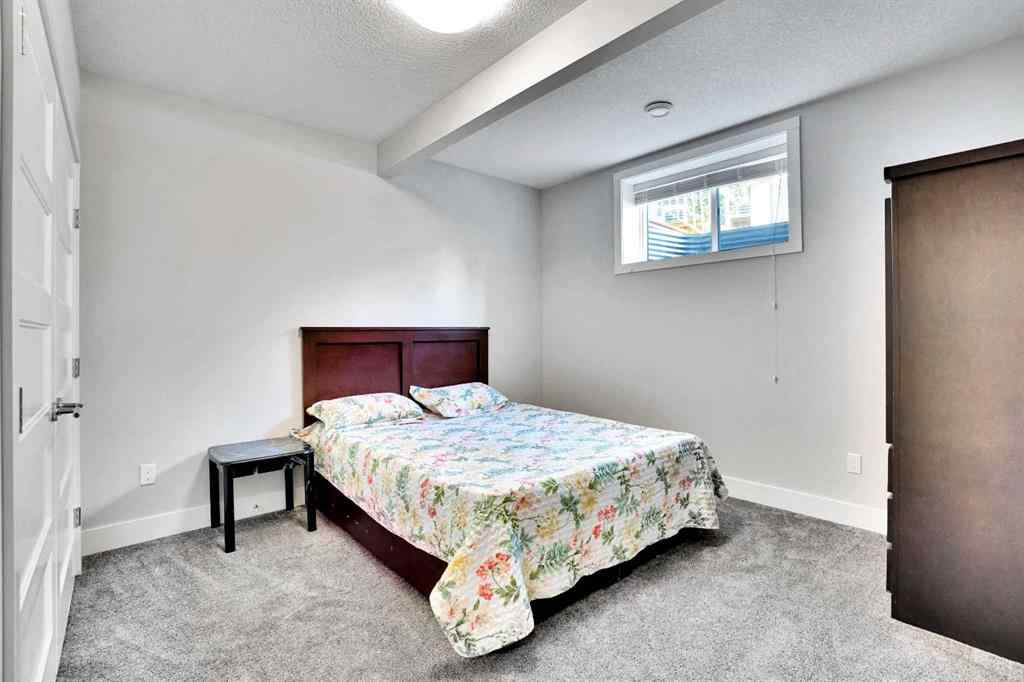 MLS® A2251818 - 172 Kinniburgh Way Chestermere   in Kinniburgh North Chestermere, Residential