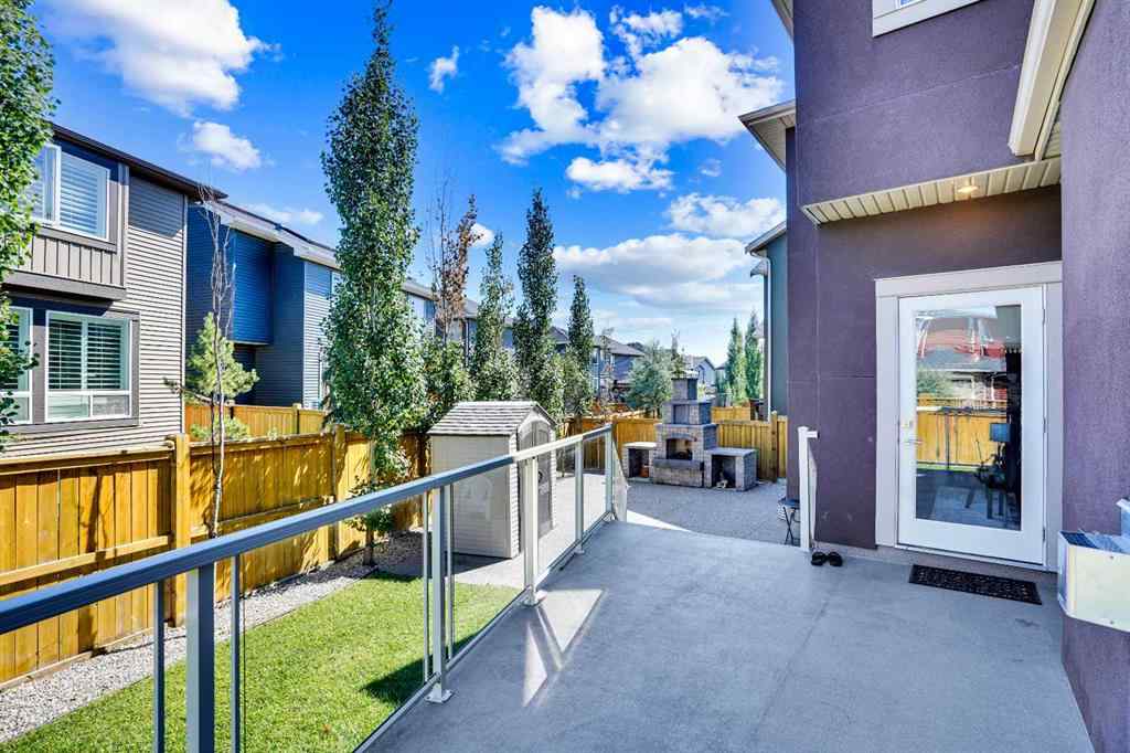 MLS® A2251818 - 172 Kinniburgh Way Chestermere   in Kinniburgh North Chestermere, Residential