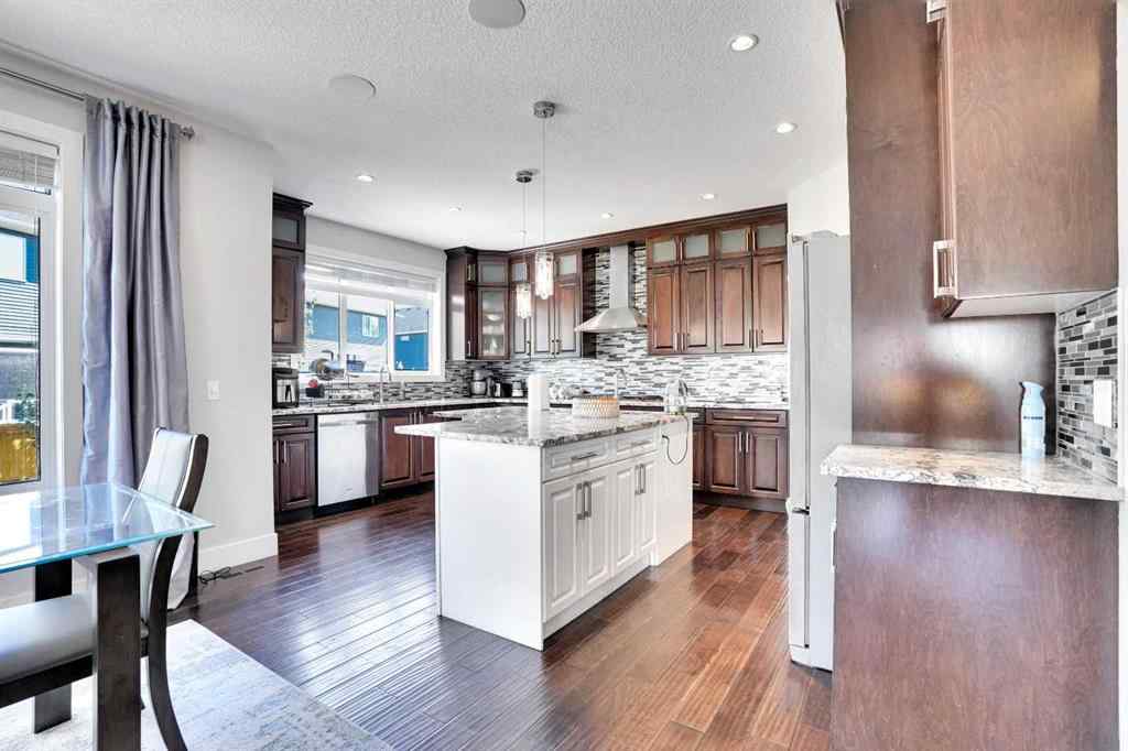 MLS® A2251818 - 172 Kinniburgh Way Chestermere   in Kinniburgh North Chestermere, Residential