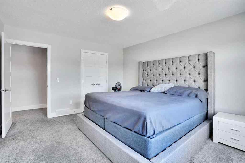 MLS® A2251818 - 172 Kinniburgh Way Chestermere   in Kinniburgh North Chestermere, Residential
