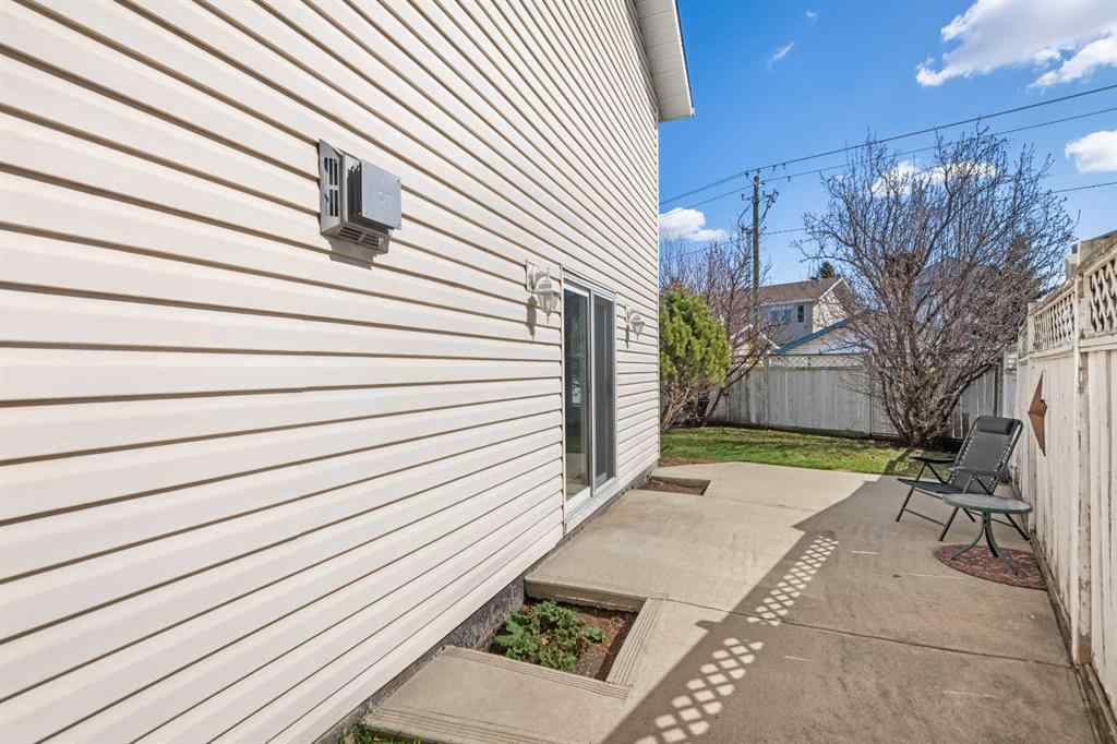 MLS® A2251829 - 45 Costa Mesa Close NE in Monterey Park Calgary, Residential