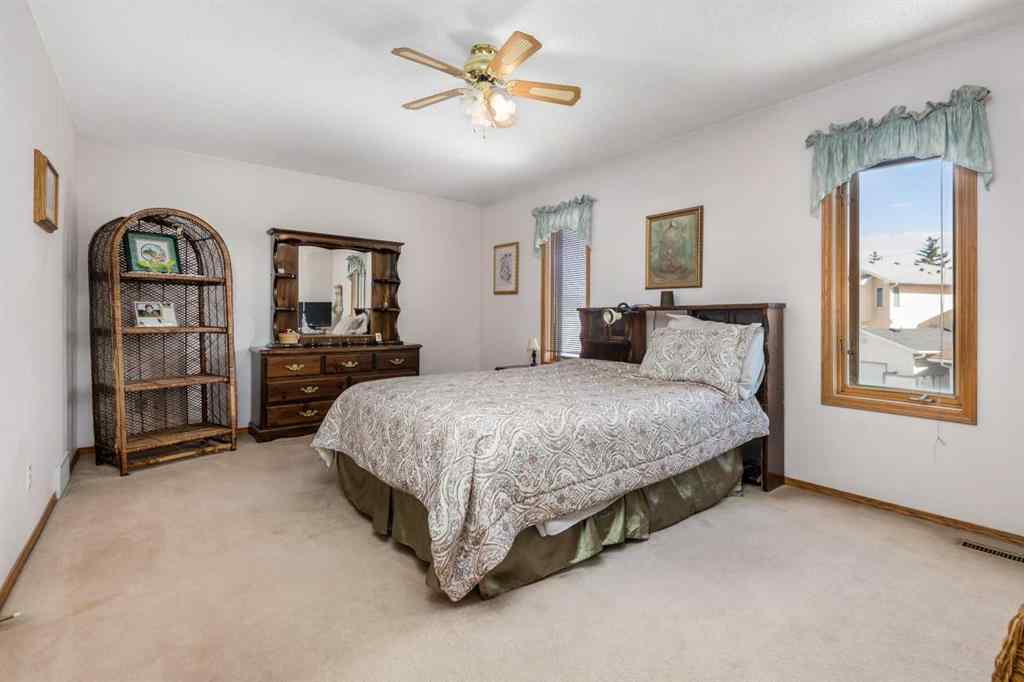 MLS® A2251829 - 45 Costa Mesa Close NE in Monterey Park Calgary, Residential