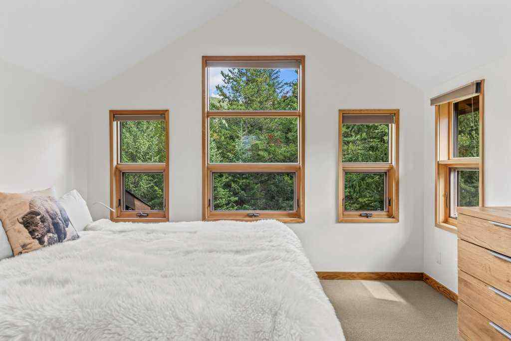 MLS® A2251831 - 24 Blue Grouse Ridge  in Silvertip Canmore, Residential