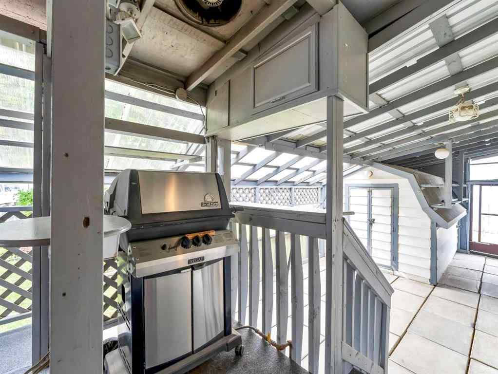 MLS® A2251832 - 135 Anson Avenue SW in SW Hill Medicine Hat, Residential