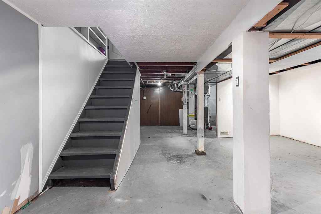 MLS® A2251844 - 42 4 Street SE in SE Hill Medicine Hat, Residential