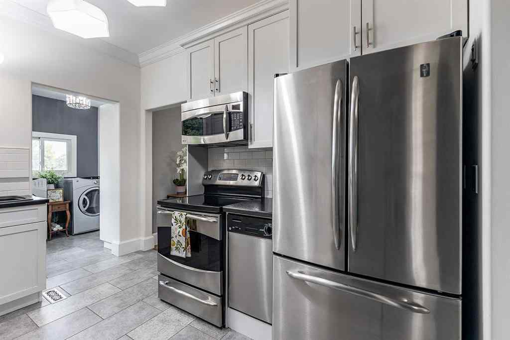 MLS® A2251844 - 42 4 Street SE in SE Hill Medicine Hat, Residential
