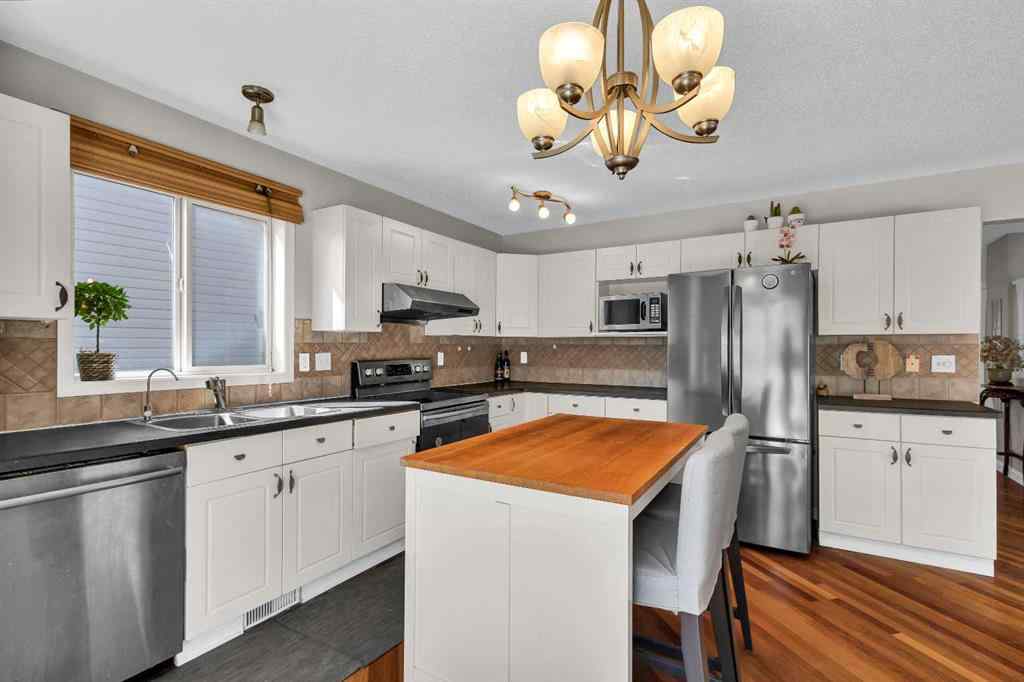 MLS® A2251848 - 14 Arbour Stone Rise NW in Arbour Lake Calgary, Residential