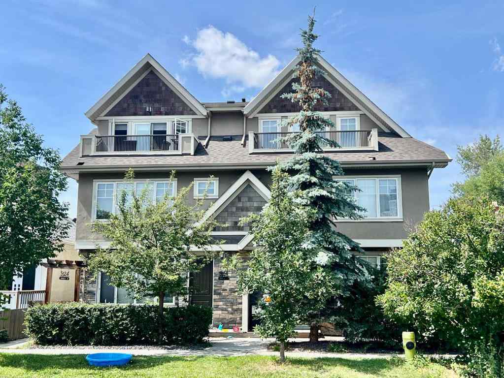 MLS® A2251849 - Unit #2 924 3 Avenue NW in Sunnyside Calgary, Residential