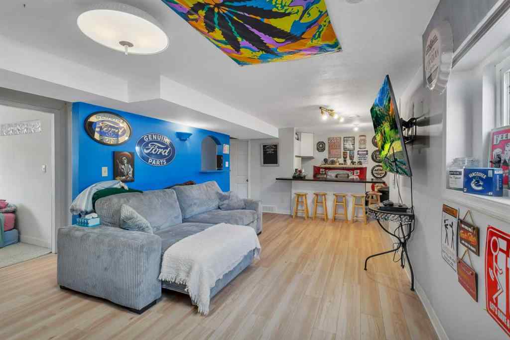 MLS® A2251856 - 404 3 Avenue SW in NONE Sundre, Residential