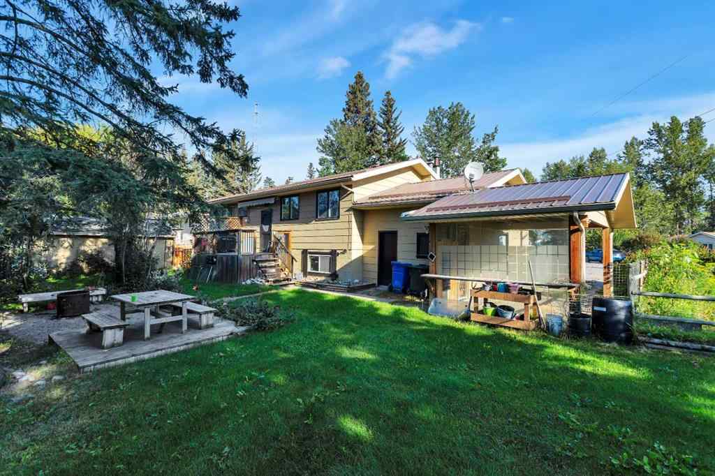 MLS® A2251856 - 404 3 Avenue SW in NONE Sundre, Residential