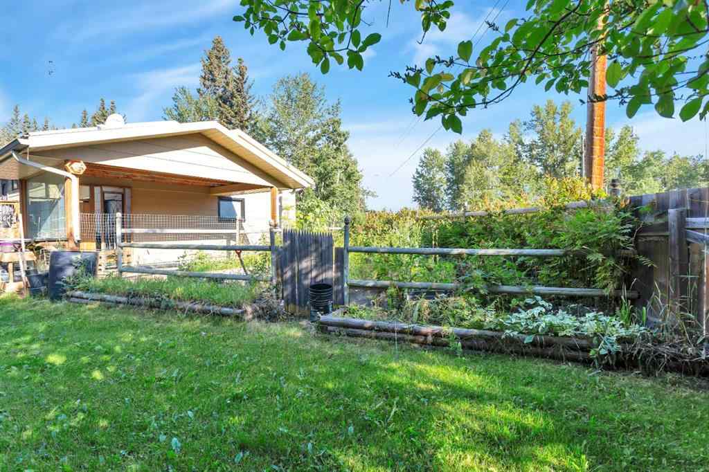 MLS® A2251856 - 404 3 Avenue SW in NONE Sundre, Residential
