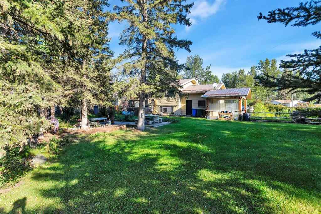 MLS® A2251856 - 404 3 Avenue SW in NONE Sundre, Residential